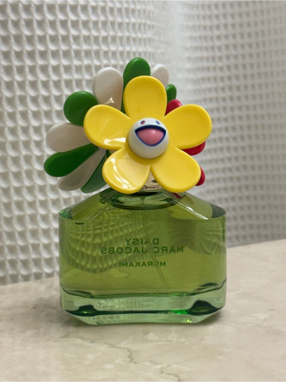 Marc Jacobs Daisy Murakami Green Limited-Edition Eau De Parfum, 1.6 oz - Picture 5 of 6